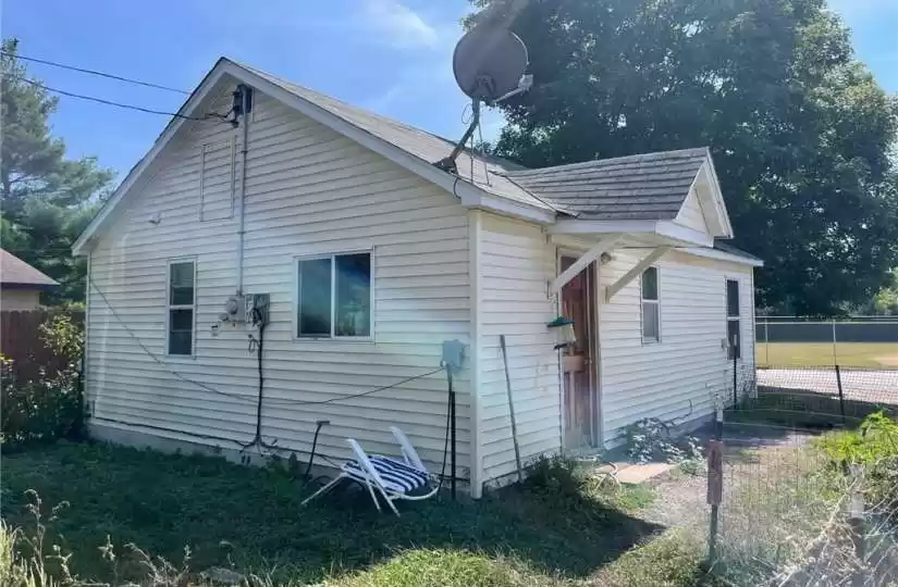 Cute one bedroom home close to L-mart shopping center and UW-Stout! Small yard to maintain. Leased until 5/25/2024 at $700.00/month. Tenants pay all Utilites plus lawn and snow removal. Affordable housing!