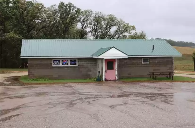 N41975 County Rd O, Whitehall, Wisconsin 54773, ,Commercial/industrial,For sale,County Rd O,1577732