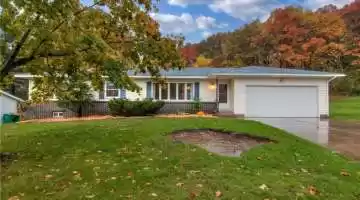 3101 Dale, Eau Claire, Wisconsin 54703, 3 Bedrooms Bedrooms, ,2 BathroomsBathrooms,Residential,For sale,Dale,1577994