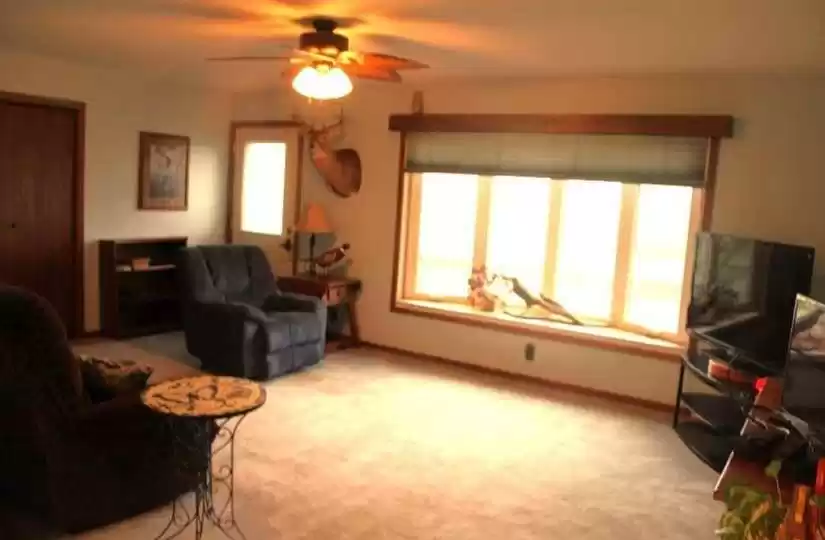 5771 County Highway K, Chippewa Falls, Wisconsin 54729, 2 Bedrooms Bedrooms, ,2 BathroomsBathrooms,Residential,For sale,County Highway K,1578048